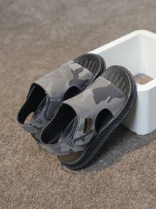 新款兒童春夏款休閒運動魔鬼氈涼鞋，時尚開趾迷彩沙灘鞋 - 灰色 - 查看 7