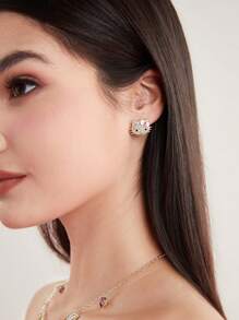 HELLO KITTY AND FRIENDS | SHEIN 2對/組卡通鑲嵌鋯石裝飾金色合金耳針 - 彩色 - 查看 3