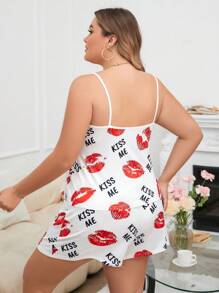 Plus Size Women's Pajama Sleepwear Set With Lip Pattern Printed Cami & Shorts White Set