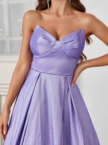 SHEIN Belle Strapless Dress With Bowknot Decoration On The Front, Large Hem, Back Tie, Special Color-Changing Material For Women's Evening Gown