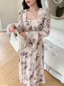 DAZY 蝴蝶图案喇叭袖连衣裙，荷叶边，秋季花卉连衣裙 - 杏色 - 查看 3