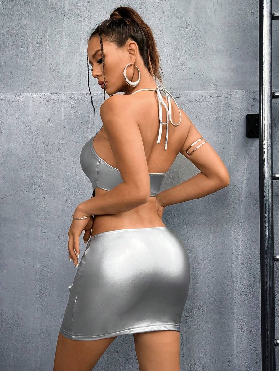 SHEIN ICON 女式y2k銀色金屬面料露背吊帶連衣裙,腰間剪裁緊身裙 - 銀色 - 查看 1