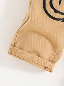 SHEIN Pantalones Vaqueros Con Letras Impresas De Dibujos Animados Para Niños - Caqui - Ver 3