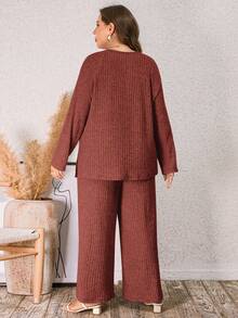 SHEIN LUNE Conjunto De Dos Piezas De Punto Acanalado Sólido De Talla Grande - Color caoba - Ver 2