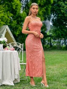 Zolique 閃閃發光的繡花高開叉細肩帶連身裙