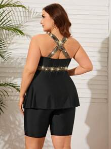 Swim Lushoire 大尺碼彩色拼接面板寬肩比基尼套裝,附有背心和短褲