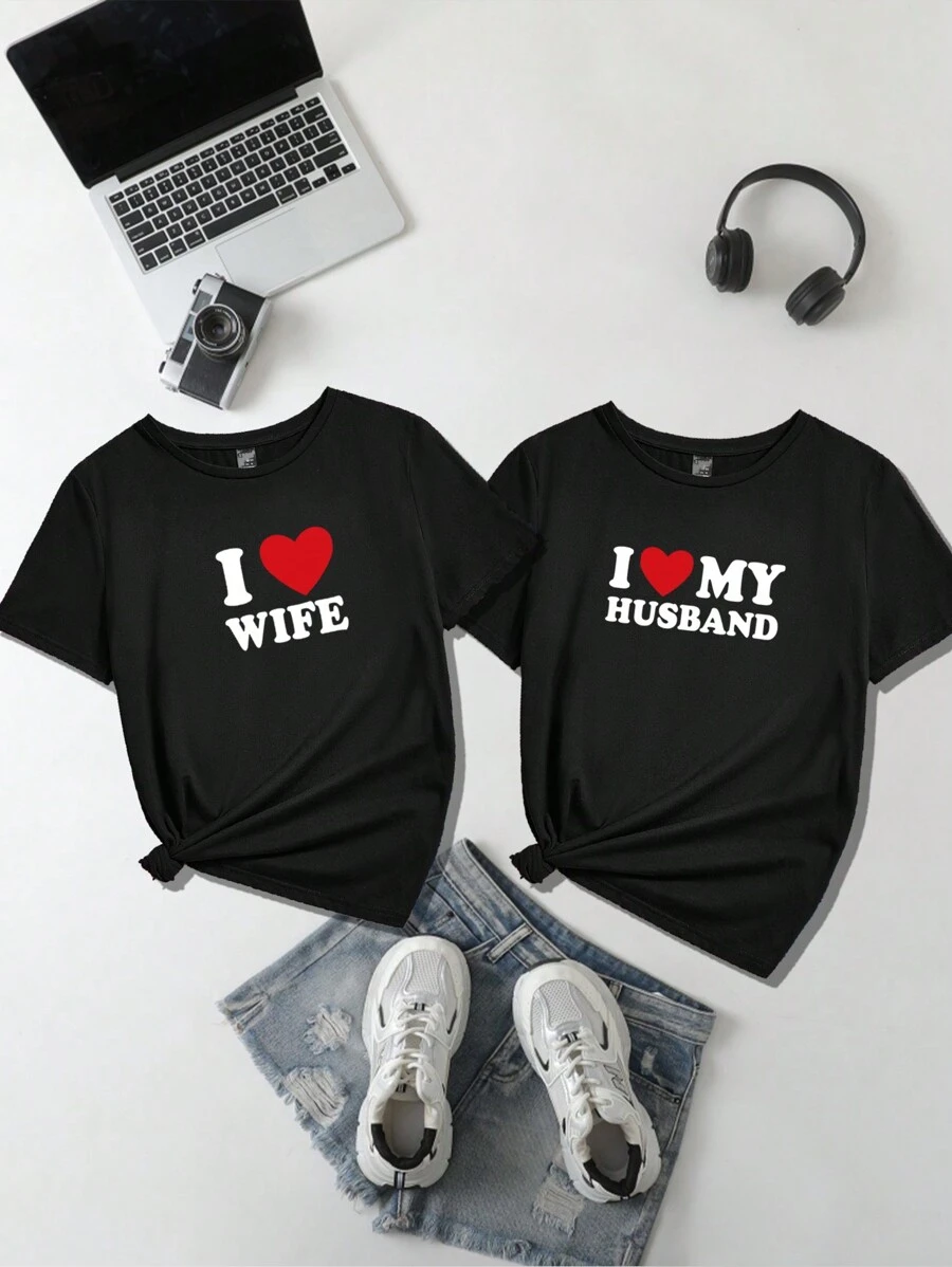 Manfinity Hypemode 男士圓領短袖t卹,印有字母和心形圖案 - 黑色 - 查看 1