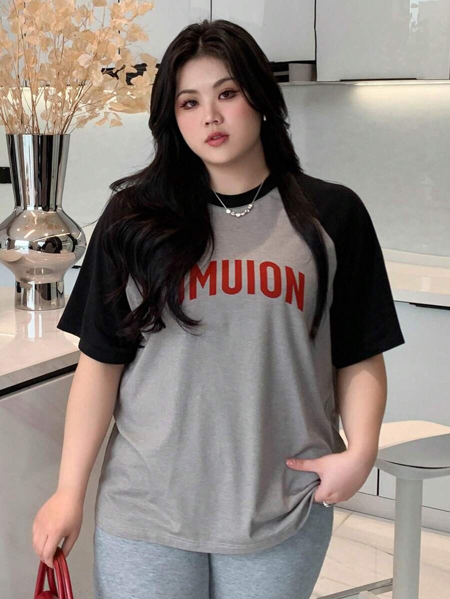 Dazy Petite Plus Plus Size Round Neck Letter Print T-Shirt,Graphic Tees Preppy Tops - Black and White - View 1