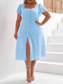 SHEIN Frenchy Vestido De Talla Grande Para Mujeres Con Botones De Corazón Y Estampado De Corazón