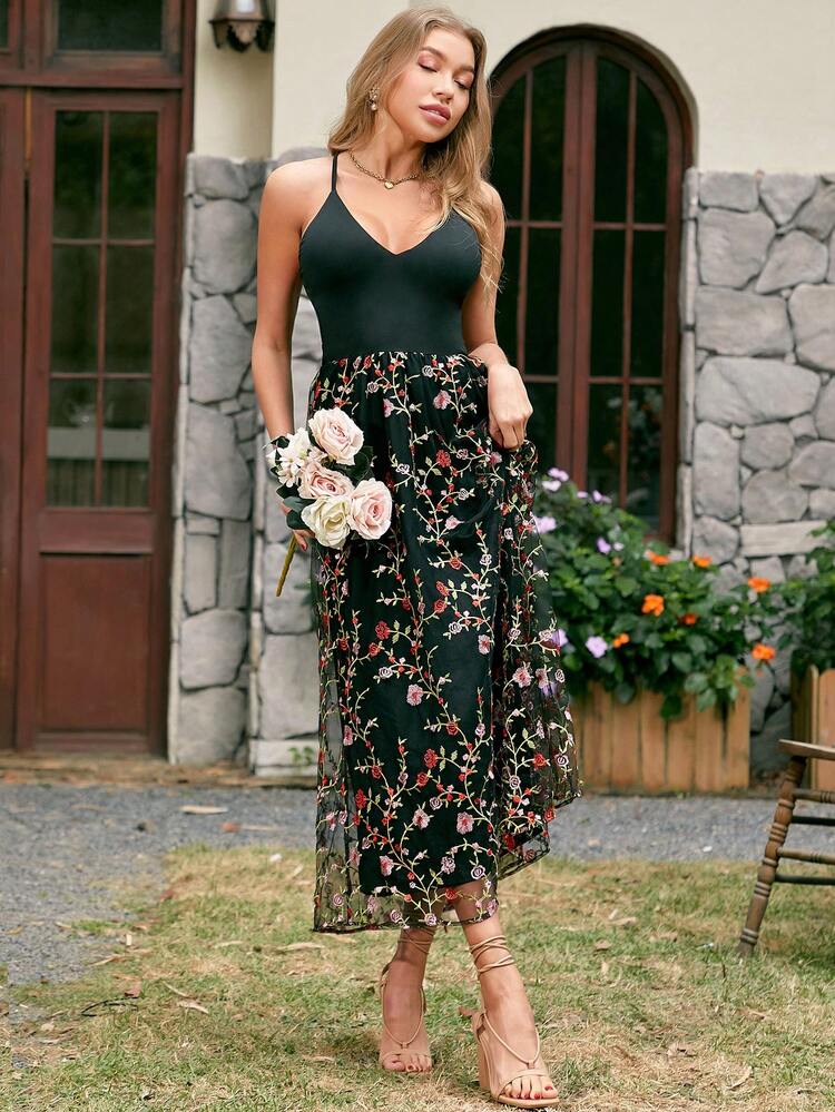 Deep V-Neck Embroidery Mesh Net Halter Dress