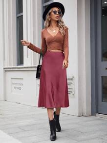 EURMUSE Solid High Waist Bias Cut Skirt - Merah - View 4