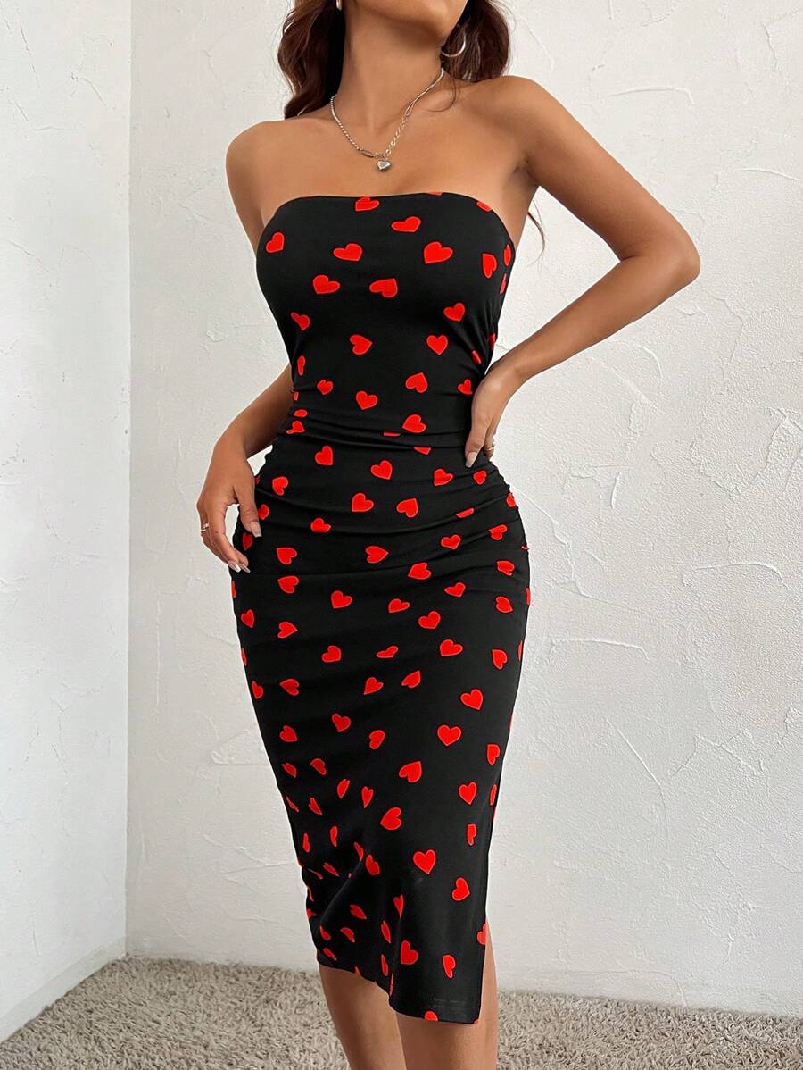 SHEIN EZwear 女士黑色胸部上帶愛心針織連衣裙,情人節服裝 - 紅色和黑色 - 查看 1