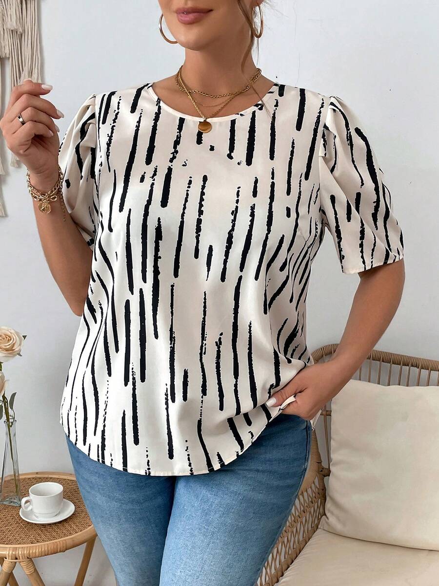 SHEIN Franclia 大尺碼女性泡泡袖短袖印花襯衫 - 彩色 - 查看 1