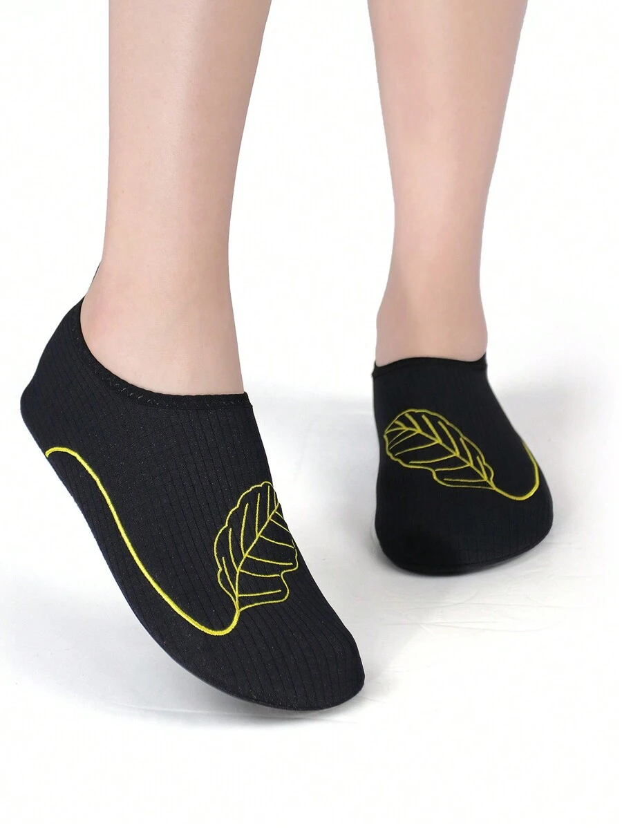 中性極簡風少年水鞋,情侶水鞋,親子水鞋 - 黃色 - 查看 1