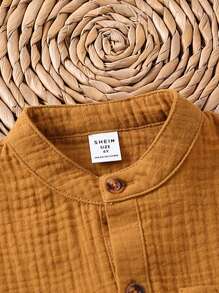 SHEIN Vintaside Kids 2pcs Boys Casual Cotton Pocket Front Stand Collar Top And Shorts Set, Crinkle Fabric, Summer Getaway, Holiday, Travel, Relax, Sunbathing - Brown - View 5