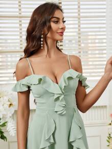 SHEIN Belle Váy phù dâu Với Xu hướng: Cắt giảm Đôi vai , Và Ruffle Chi tiết - màu xanh lá - Xem 3