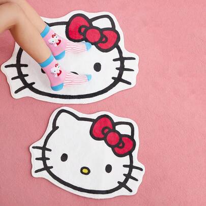 HELLO KITTY AND FRIENDS | SHEIN Cute Hello Kitty Patterned Rug