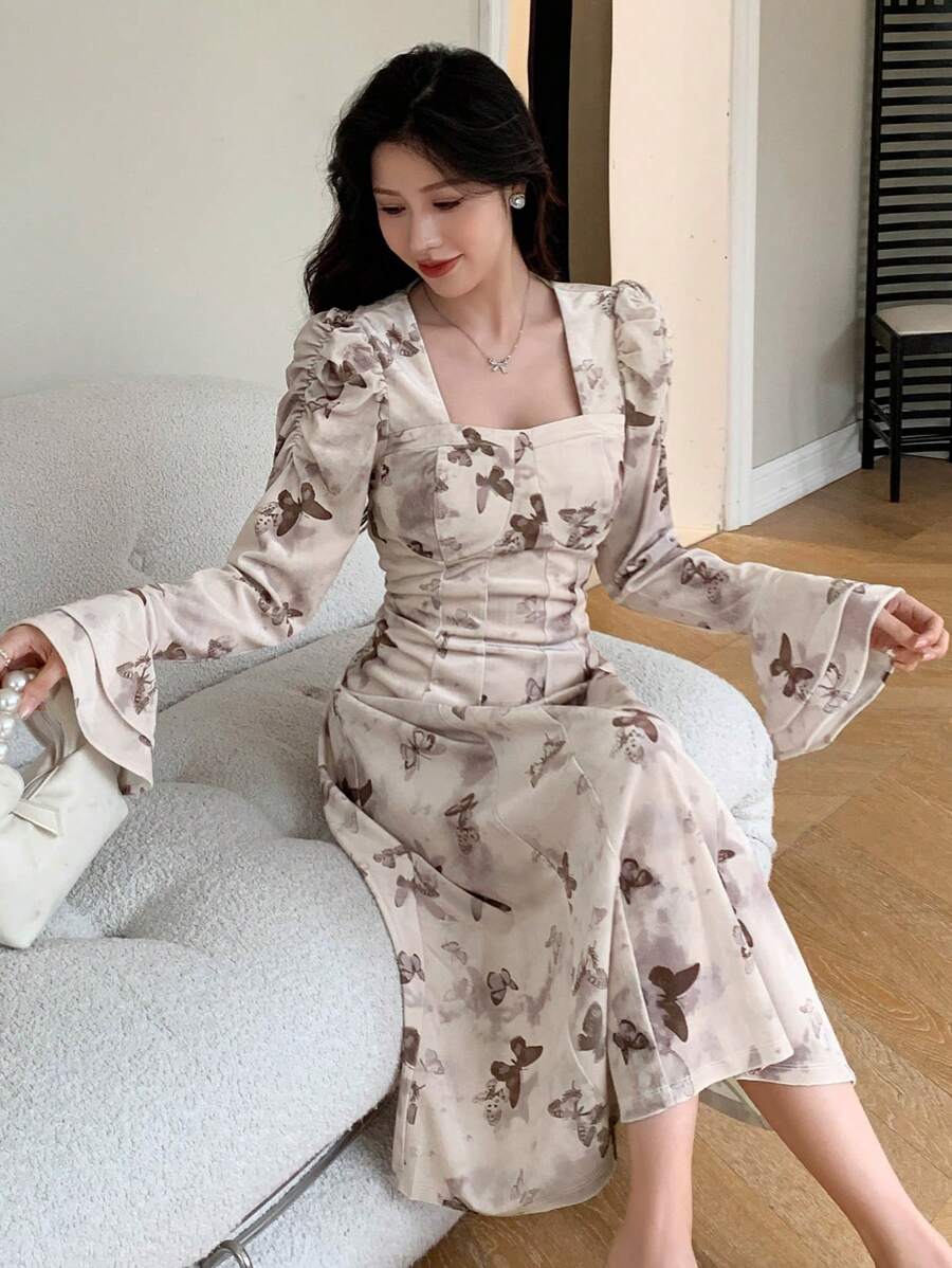 DAZY 蝴蝶图案喇叭袖连衣裙，荷叶边，秋季花卉连衣裙 - 杏色 - 查看 1