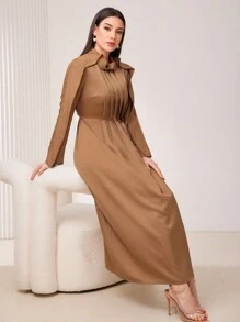 Al Najma 純色褶襉垂領連身裙 - 卡其色 - 查看 4