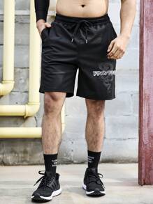 Manfinity Fitness 男友风男士运动短裤，带字母和龙印花慢跑短裤 - 黑色 - 查看 1