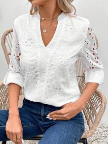 SHEIN Frenchy 女性的空心刺繡細節開衩領泡泡袖蕾絲衫 - 白色 - 查看 4