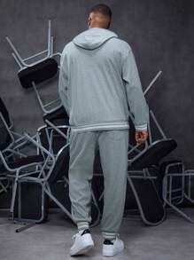 Manfinity Homme 男款大尺碼連帽運動衫和運動褲套裝,帶有羅紋飾邊 - 灰色 - 查看 2