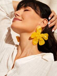 Travachic 1 par de pendientes con forma de flor simple de ácido acético de moda para San Valentín - Amarillo - Ver 3