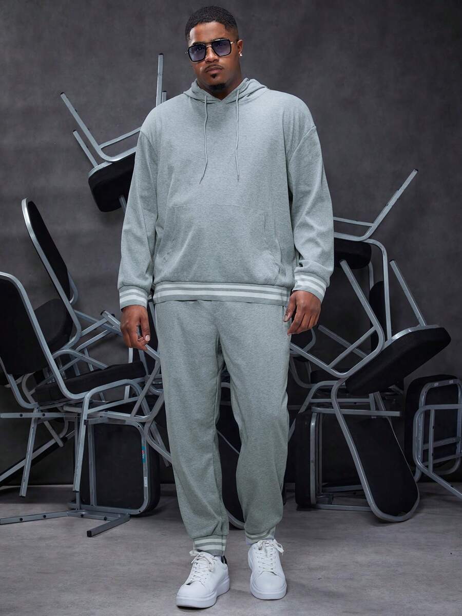 Manfinity Homme 男款大尺碼連帽運動衫和運動褲套裝,帶有羅紋飾邊 - 灰色 - 查看 1