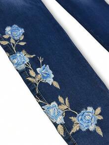 Plus Size Floral Embroidery Slim Fit Jeans, Spring/Summer/Fall, Fashion Personalized