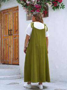 Plus Size Women Double Pocket Strap Midi Dress - Green - View 2
