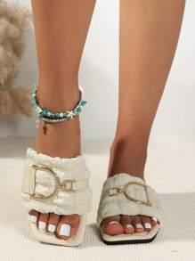 时尚女士金属装饰扣舒适米色平底凉鞋，露趾防滑户外拖鞋，适合街头穿搭和春夏装扮。 - 米色 - 查看 3