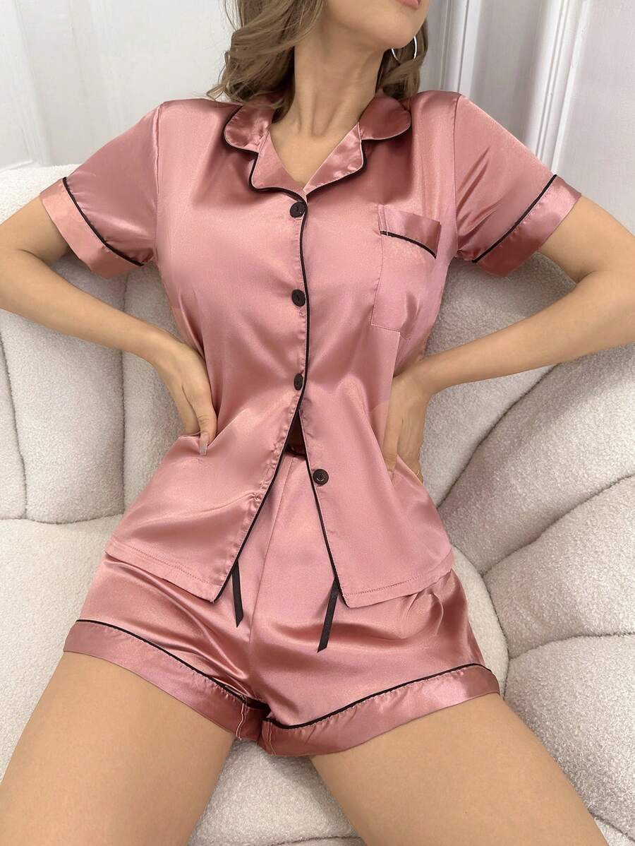 LuxeNights Bộ đồ ngủ hai mảnh gồm áo ngắn tay và quần short phối màu, đồ mặc nhà chất liệu lụa giả - Màu Hoa hồng đỏ - Xem 1