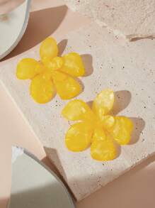 Travachic 1 par de pendientes con forma de flor simple de ácido acético de moda para San Valentín - Amarillo - Ver 6