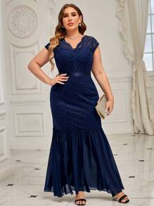MIUSOL Plus Mermaid Hem Lace Bridesmaid Formal Dress - Navy Blue - View 6