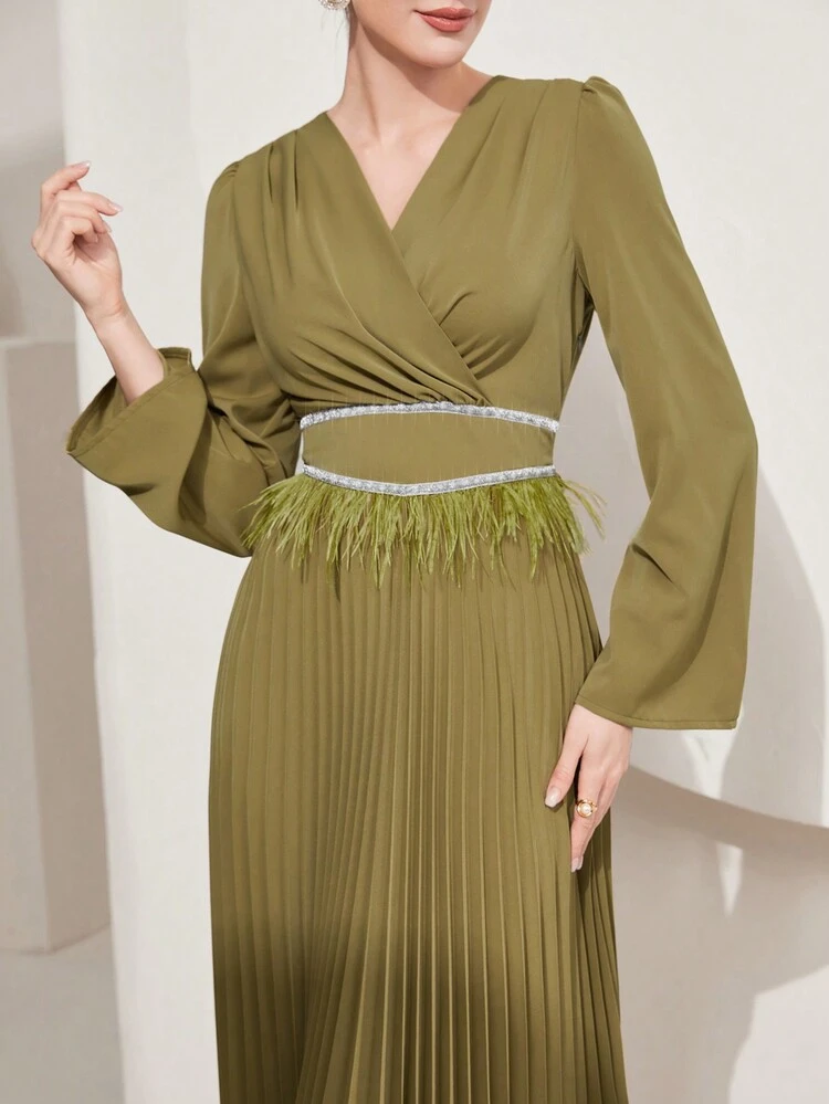 Ladies' Glitter Ribbon Fringe Accented Pleated Hem Dress Long Evening Dresses