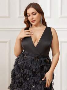 SHEIN Belle Plus Size Women's Beaded Tassel Contrast Mesh A-Line Dress With Color Block, For Evening Party Formal Dress - Black - View 1