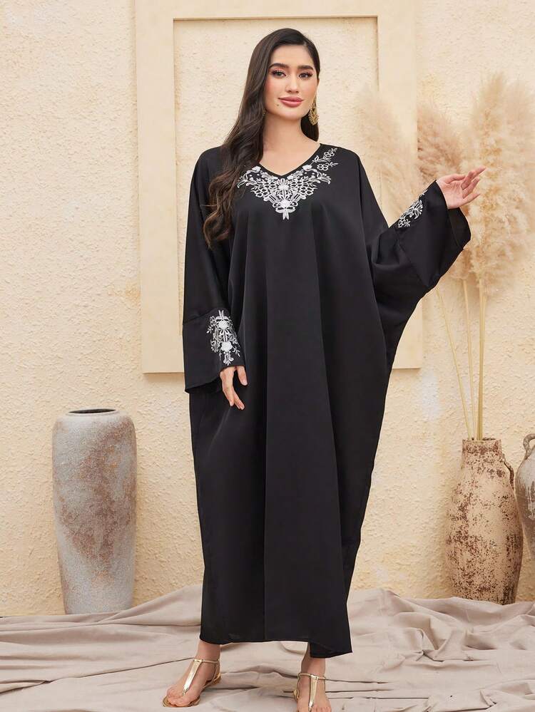Women's Positioning Embroidery Batwing Sleeve Elegant Kaftan Dress