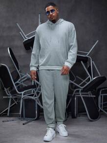 Manfinity Homme 男款大尺碼連帽運動衫和運動褲套裝,帶有羅紋飾邊 - 灰色 - 查看 3