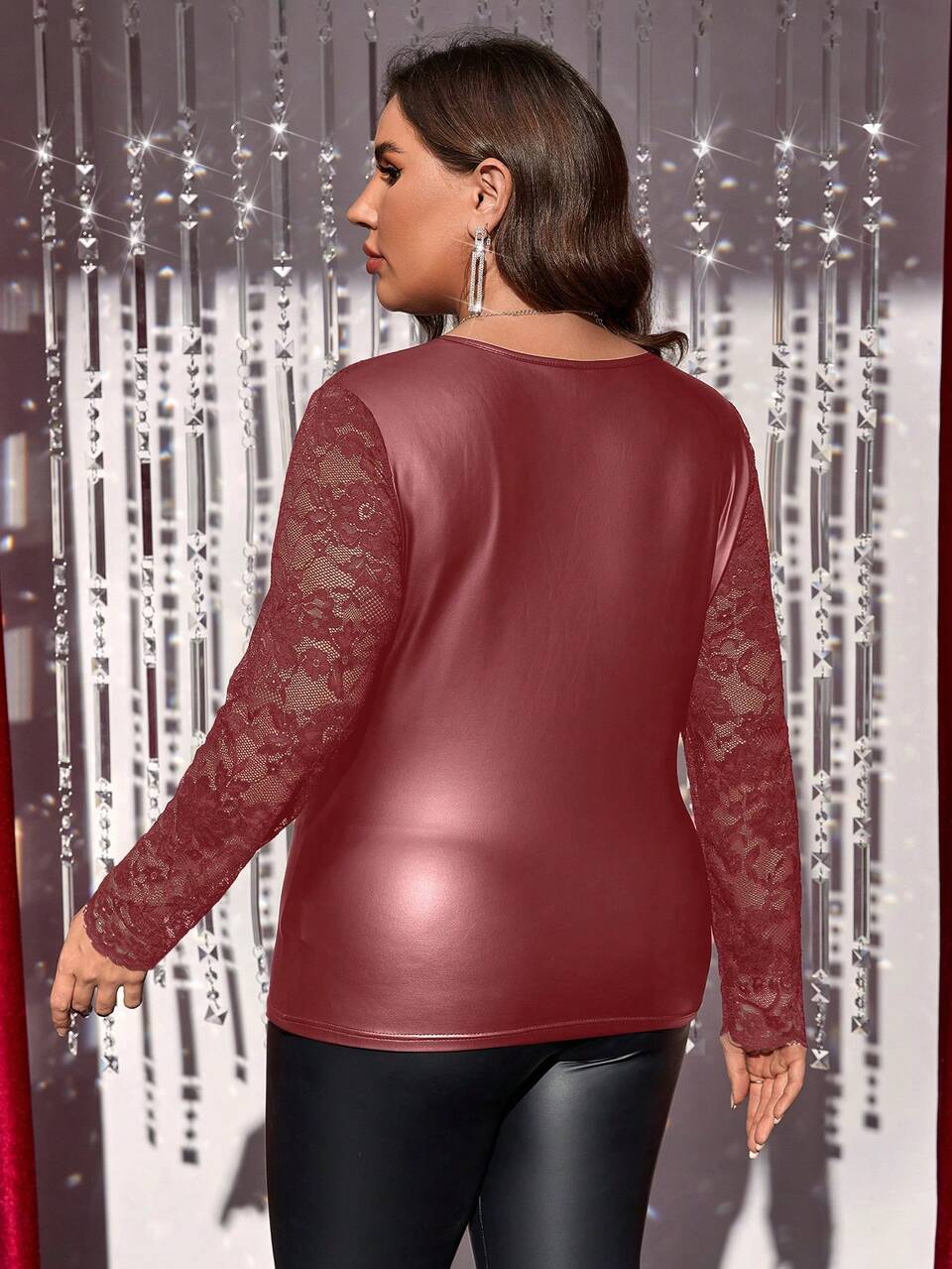 Elegant Plus Size Women's Lace Splice Long Sleeve T-Shirt