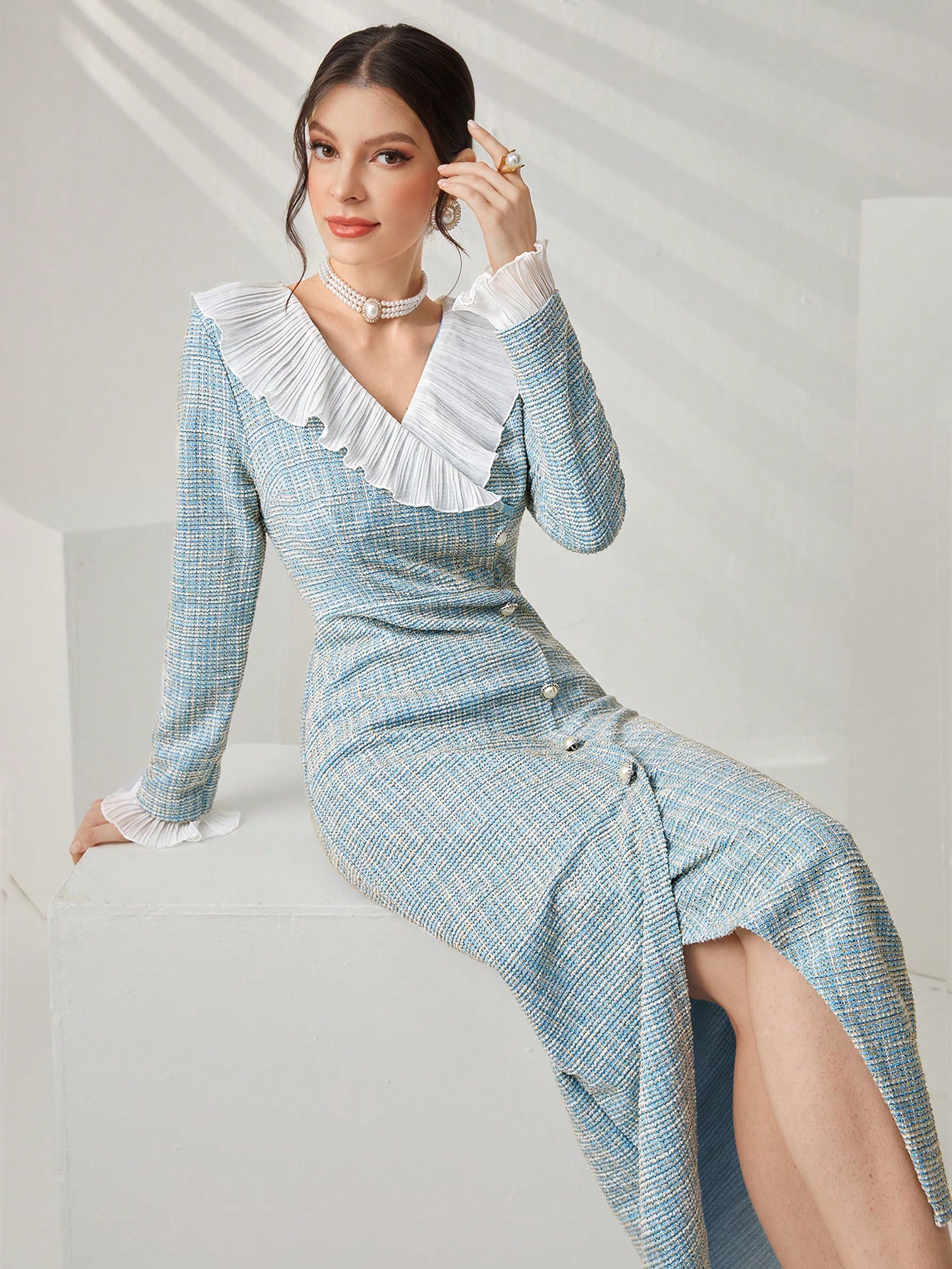 Modelyn فستان سهرة طويل أنيق له تفصيلات من الدانتي...