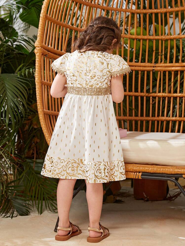 Young Girls' Embroidered Applique Puff Short Sleeve Dress