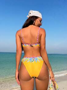 SHEIN Swim Summer Women's Full Print Cami Neck Bikini Set With Knot Music Festival - Multicolor - View 3