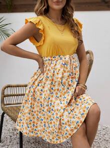 SHEIN 带有碎花印花和拼接细节的孕妇哺乳连衣裙