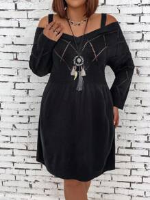 SHEIN Clasi Plus Size Cold Shoulder Knitted Sweater Dress With Sheer Panel And Diamond Pattern - Black - View 3