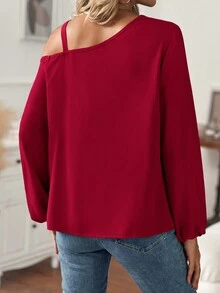 Chain Detail Asymmetrical Neck Lantern Sleeve Blouse - Red - View 2