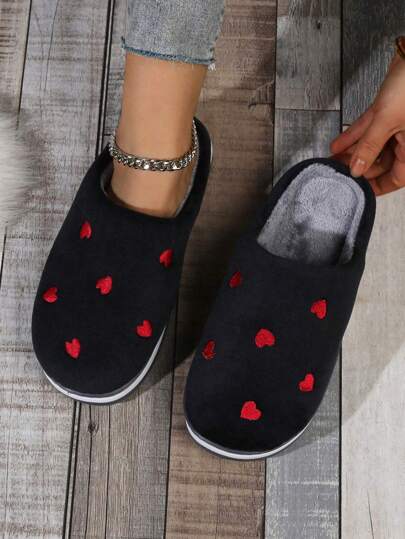 Damesmode voor de herfst/winter: eenvoudige, comfortabele instapslippers met thermische voering, perfect voor kerstoutfits en pluizige slippers.