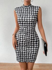 Chiquease Random Houndstooth Pattern Stand Collar Dress - Black and White - View 5