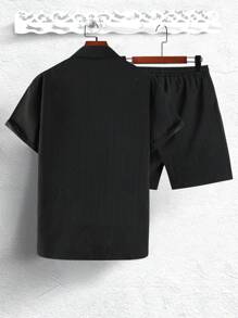 Manfinity Homme Men Solid Button Up Shirt & Shorts