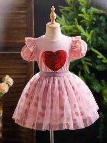 SHEIN Young Girls' Puff Sleeve Heart Sequin Patch Tee With Heart Pattern Mesh Skirt Set - Pink - View 1
