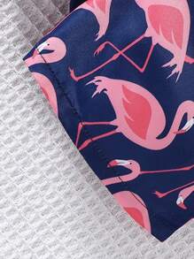 Conjunto De 3 Piezas Para Niña Bebé Que Incluye Camiseta Casual, Chaleco Con Diseño De Flamencos E Shorts